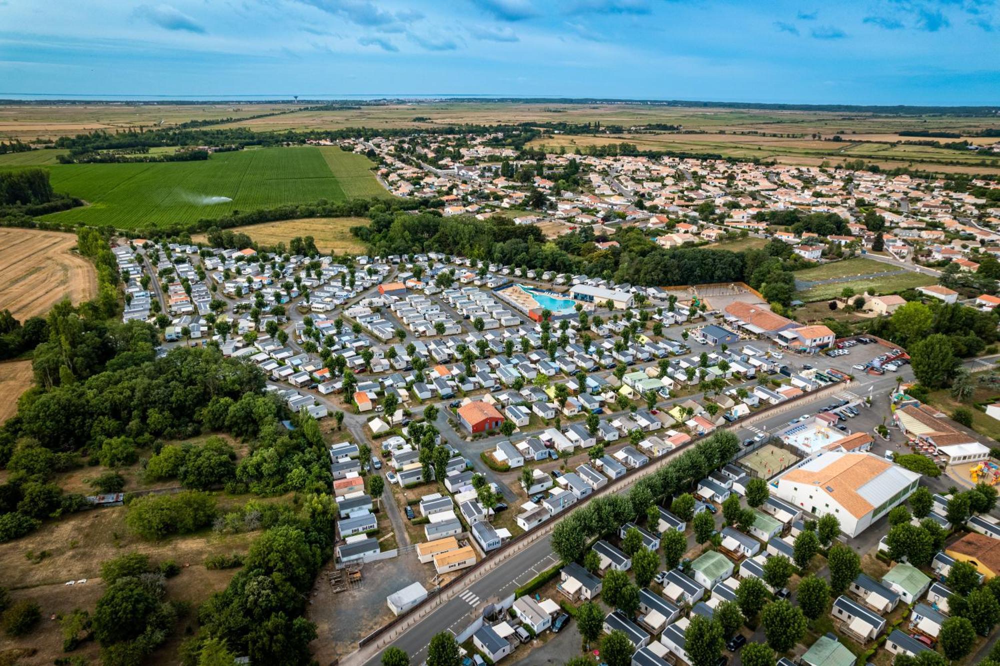 Готель Camping Maeva Club L'Atlantique Angles  Екстер'єр фото